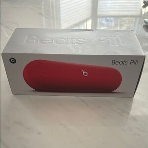 Beats Pill Portable Speaker - Red